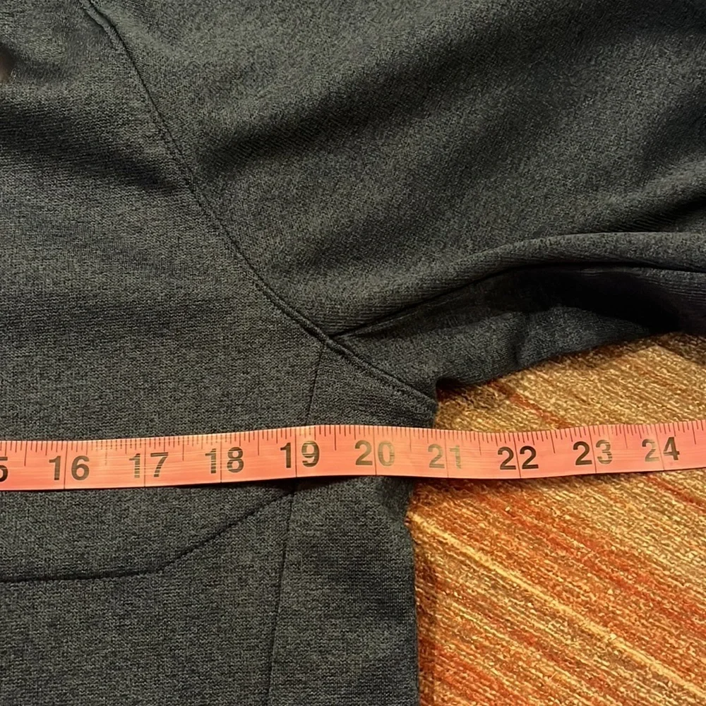 The North Face Mens Pullover Top